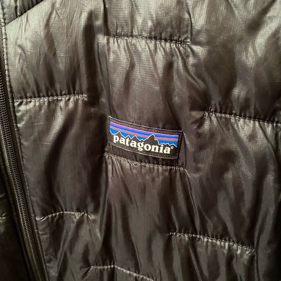 Women’s Patagonia Jacket - Picture 4 of 13